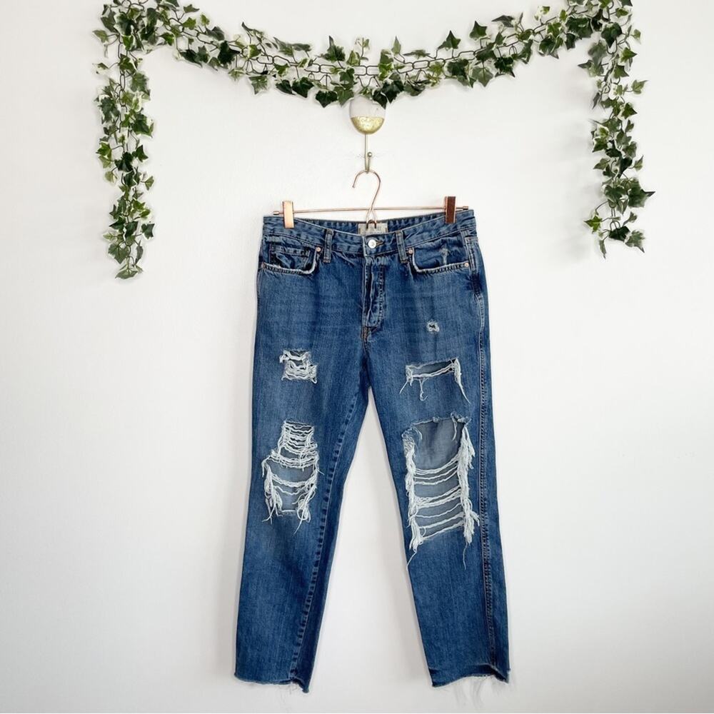 FREE PEOPLE We The Free Slim Distressed Boyfriend Jeans 27